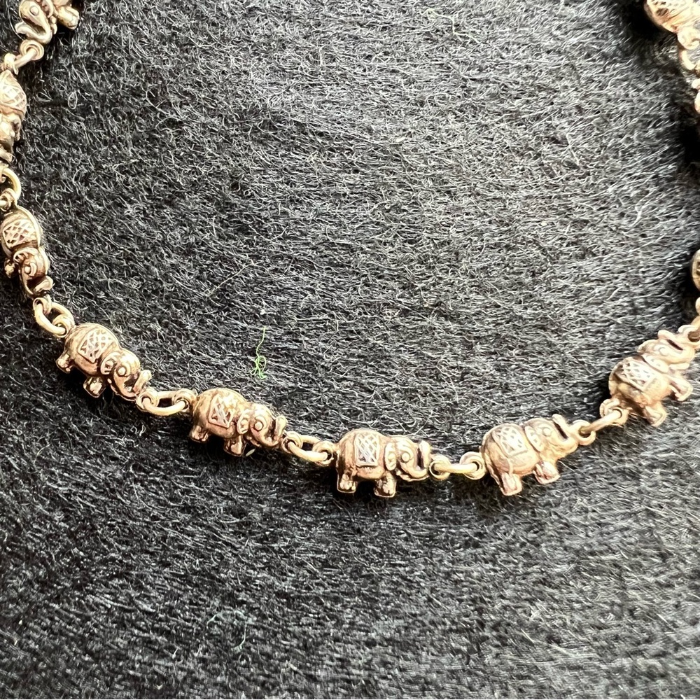 π Elephant Bracelet Set - Picture 4 of 5